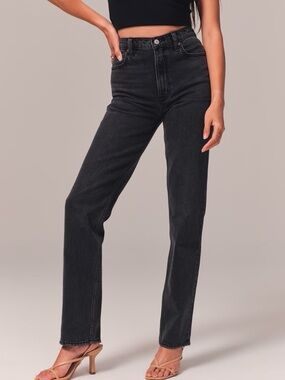 Abercrombie High rise 90s Straight Jean Curve Love